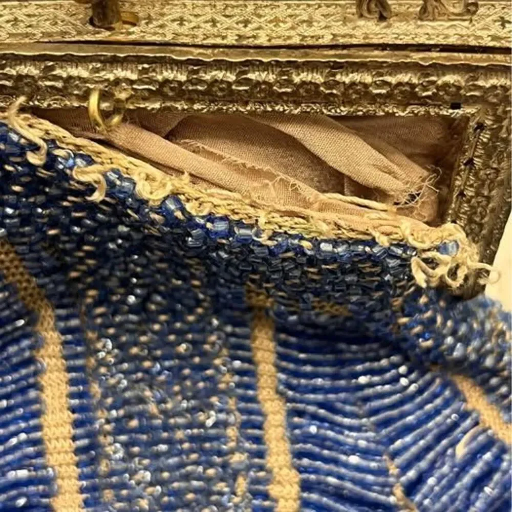 Unbranded breathtaking piece